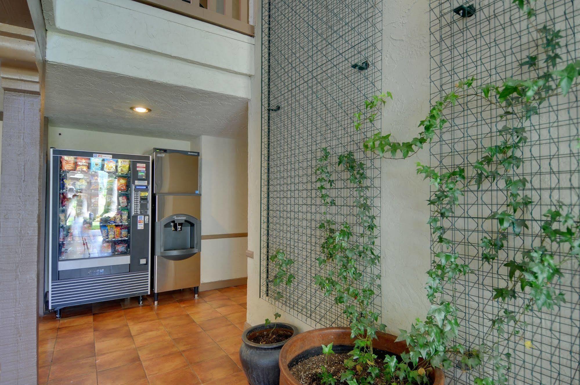 Vagabond Inn Executive SFO Burlingame Exterior foto